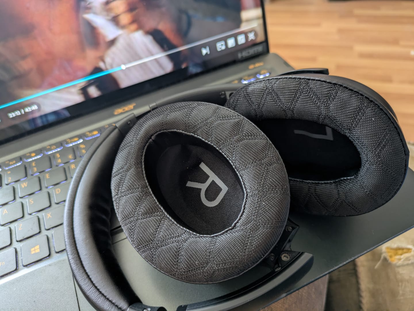 Customer photo review of Bose QuietComfort 45 Cooling Gel Earpads - WC FreeZe QC45