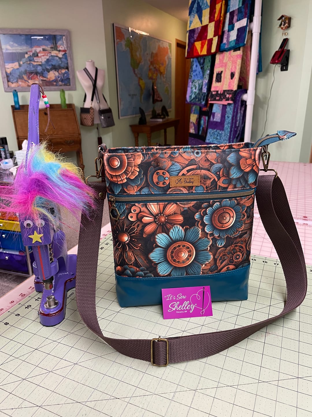 Customer photo review of Wanderlust Tablet Bag Pattern