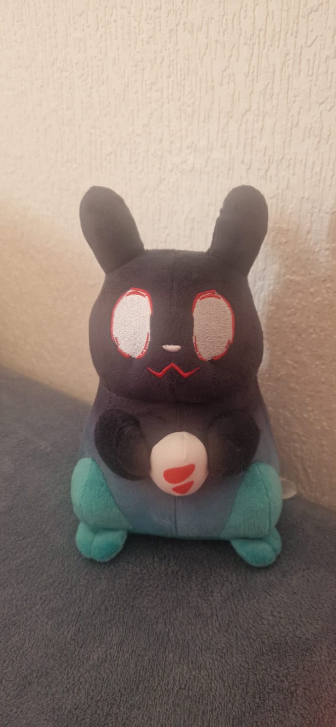 Customer photo review of Rain World - Inv Slugpup Plush