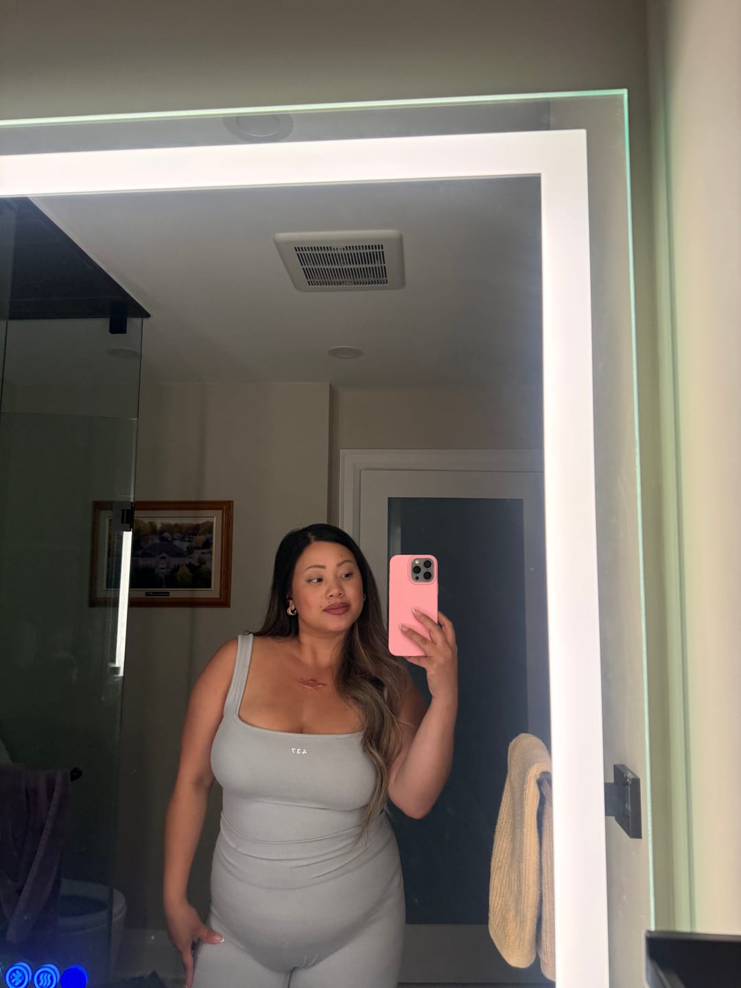 Customer photo review of The Square Tank / Heather-Grey