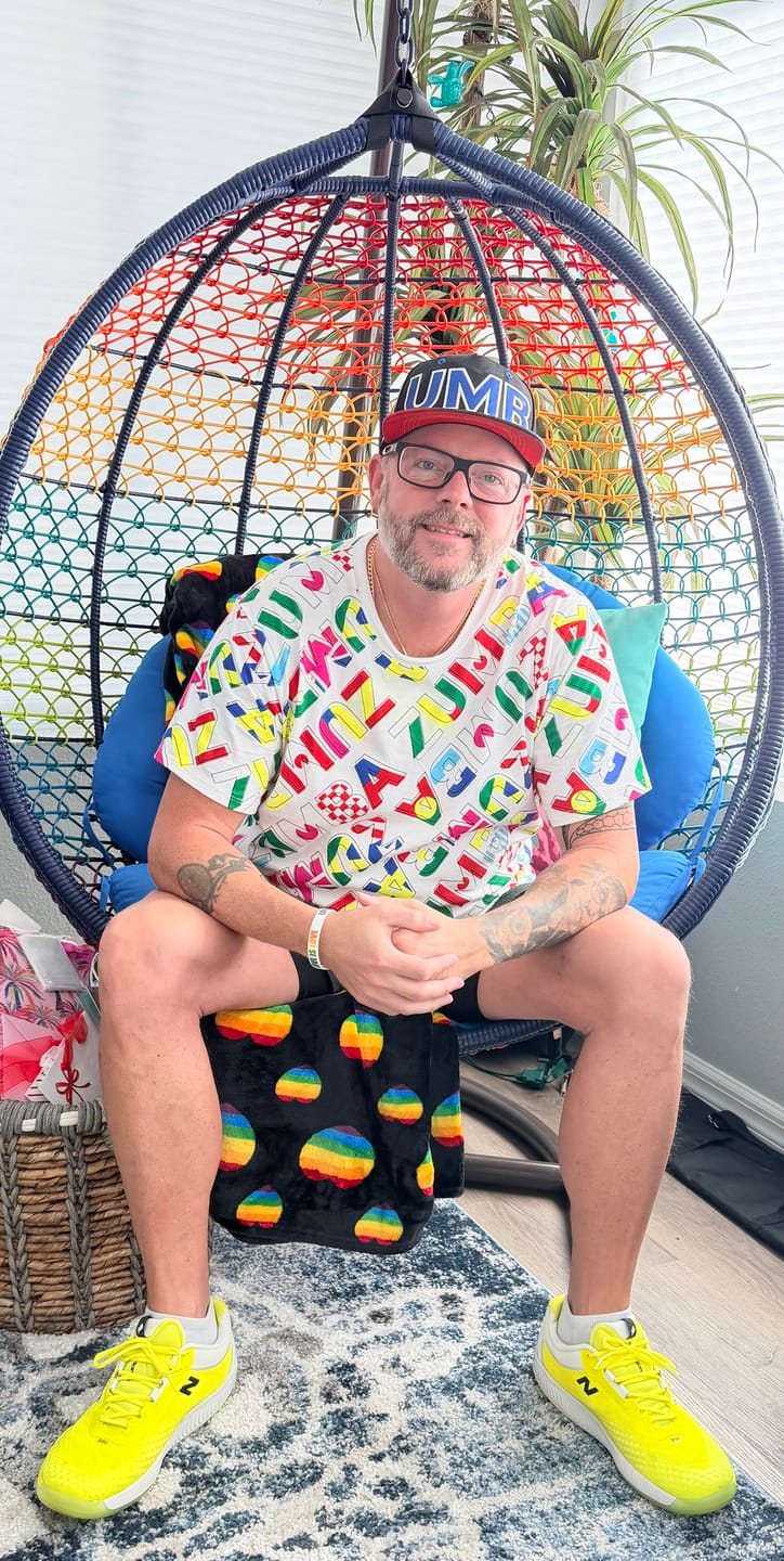 Customer photo review of Worldwide Unisex Crew Neck Tee - White/Red