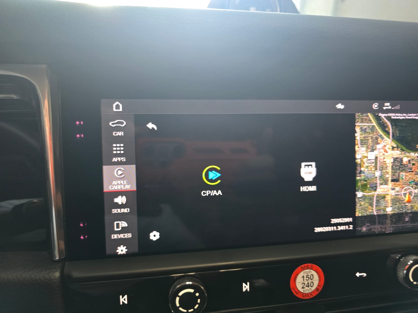 Customer photo review of Smart World Apple Carplay and Android Auto Wireless Adapter CP-AA for cars with CarPlay to enable Android auto via CarPlay