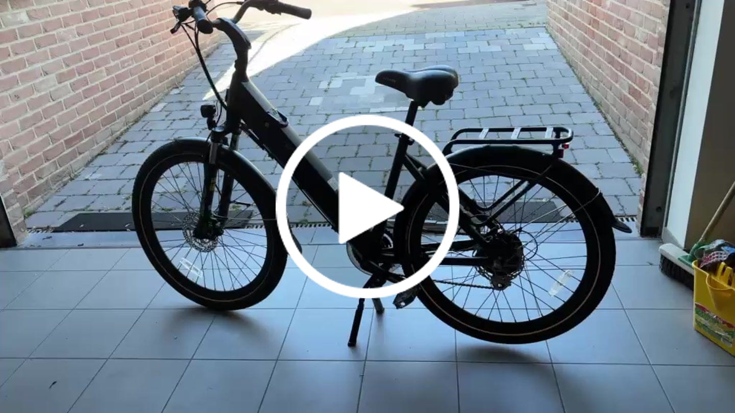 Customer video review of Milano