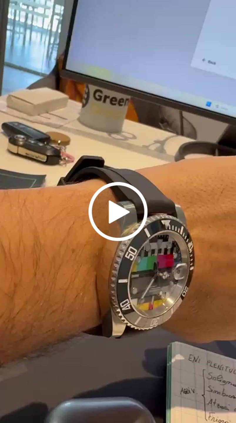 Customer video review of HYDROCORE FLUORO WATCH