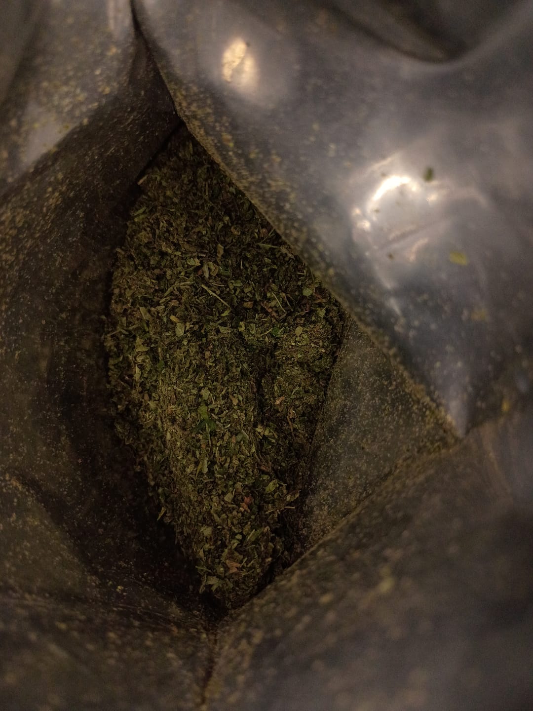 Customer photo review of 💎Grape Ape - Diamond Infused Shake 1oz (Buy 1 Get 1)