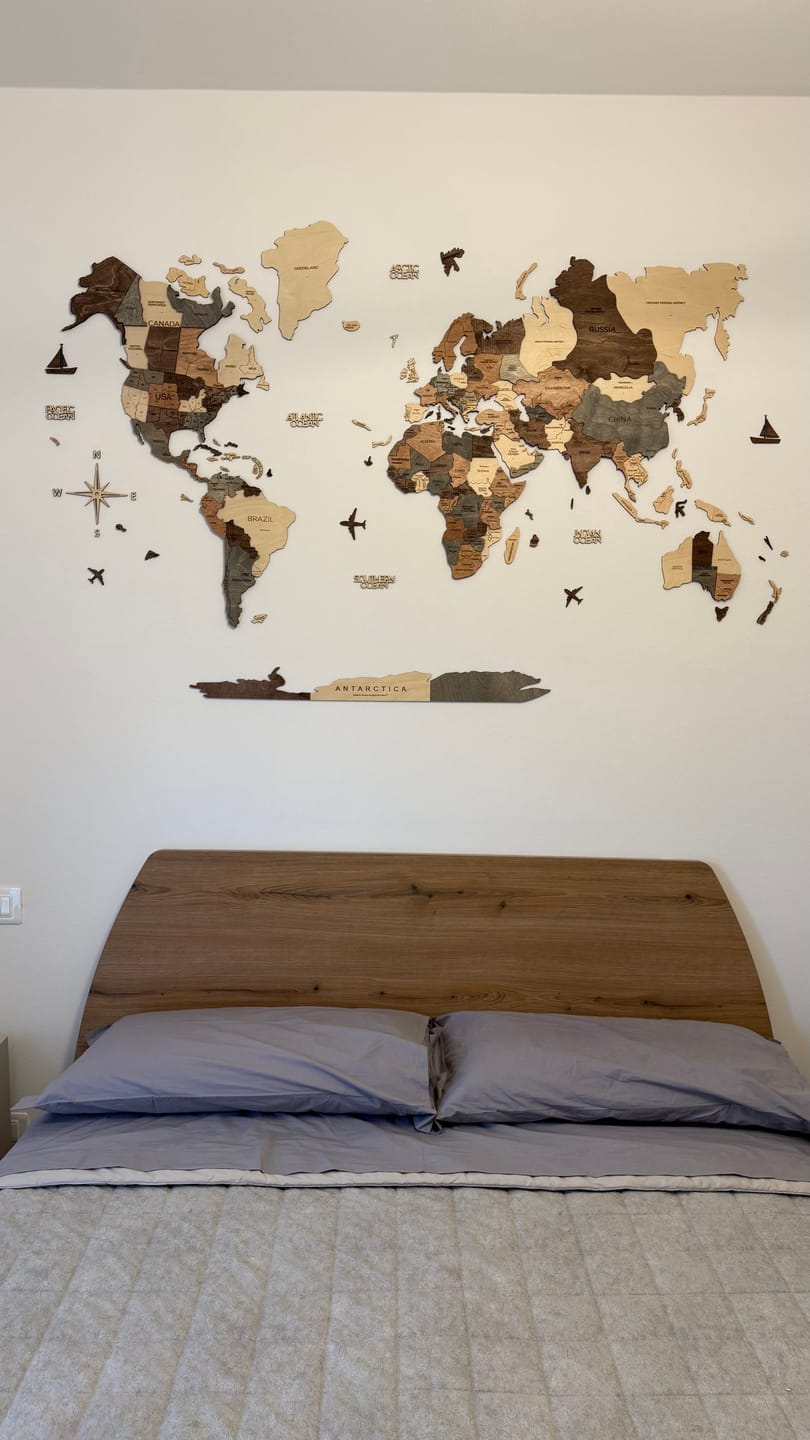 Customer photo review of 3D Wooden World Map Smokey