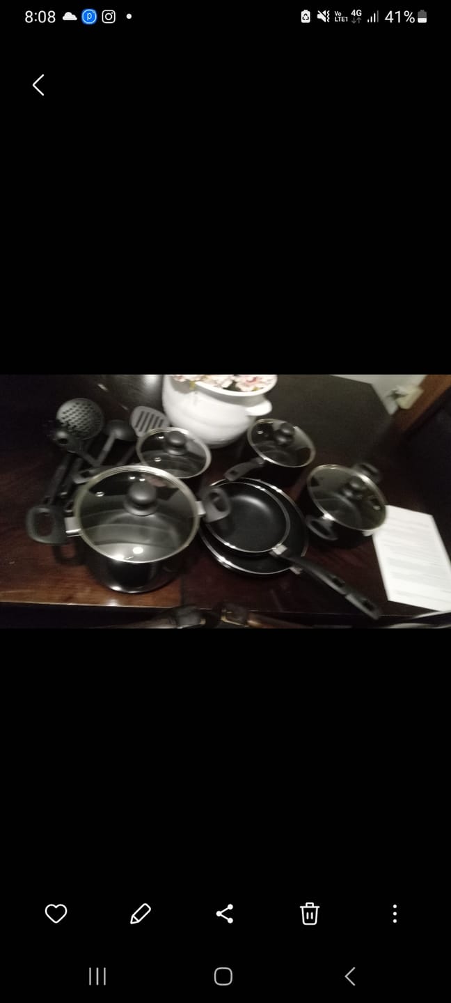 Customer photo review of Batería de Cocina 15 Piezas Omni  Black Aluminio Antiadherente