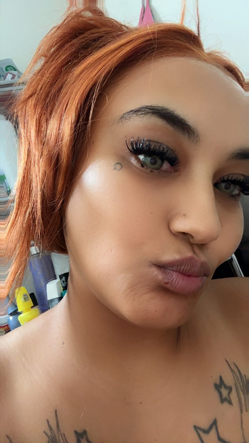 Customer photo review of Amazonia Green Prescription Colored Contact Lenses