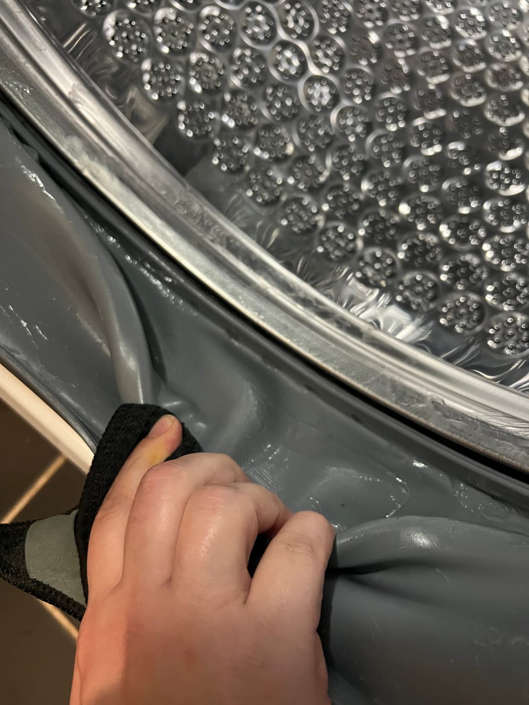 Customer photo review of GLASSGUARD® Miracle Mould Removal Gel x 2