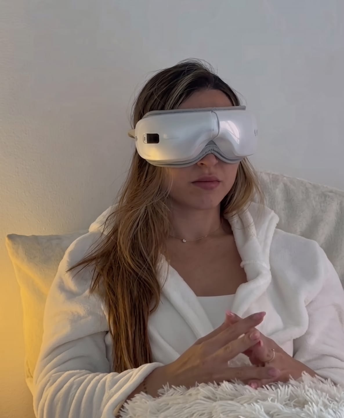 Customer photo review of NivaEyeMassager® Presioterapia Ocular Avanzada