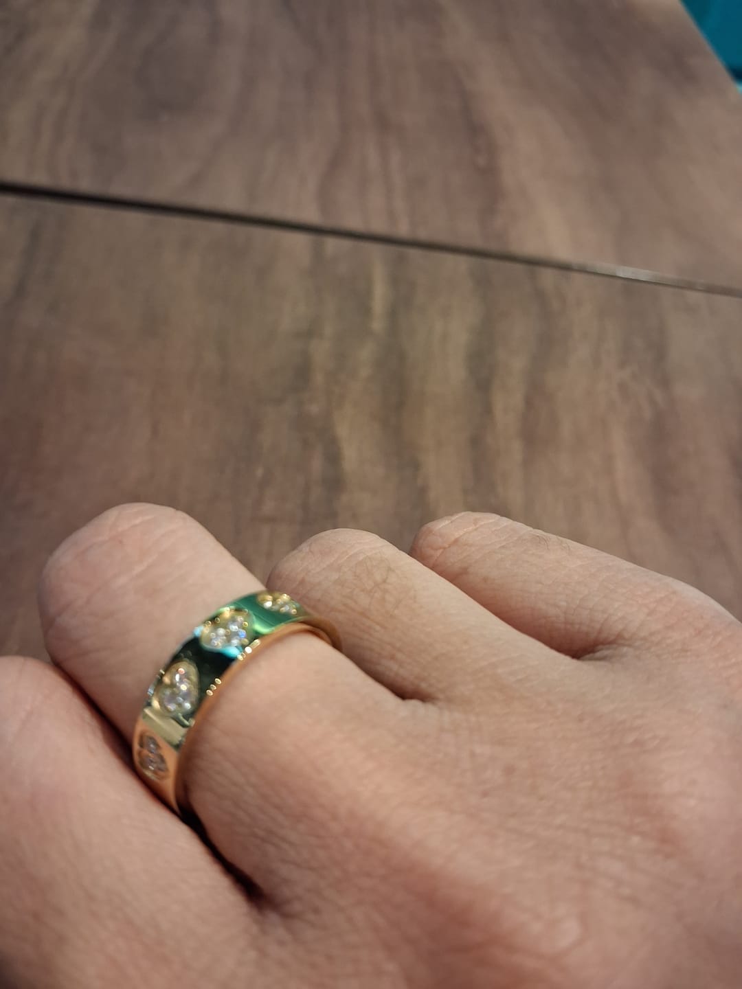 Customer photo review of Qalb Band Ring