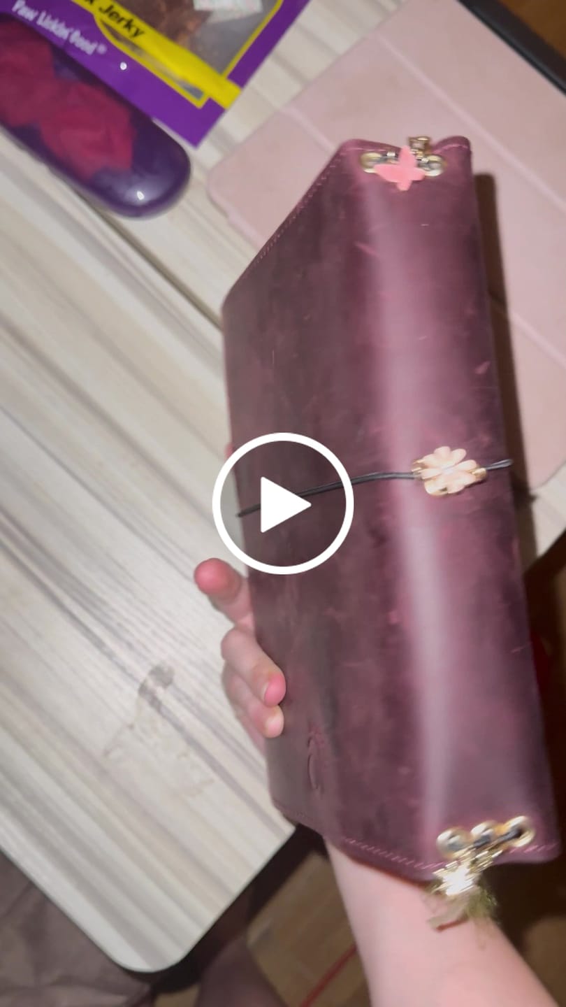 Customer video review of A5 Pamella Journal