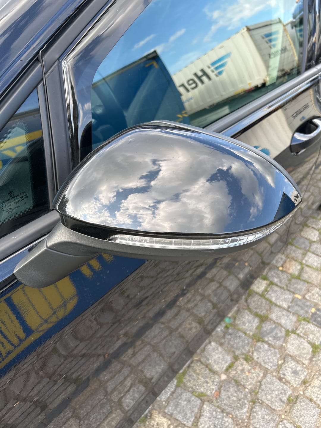 Customer photo review of Gloss Black Mirror Covers For VW Golf MK8 (2020+)