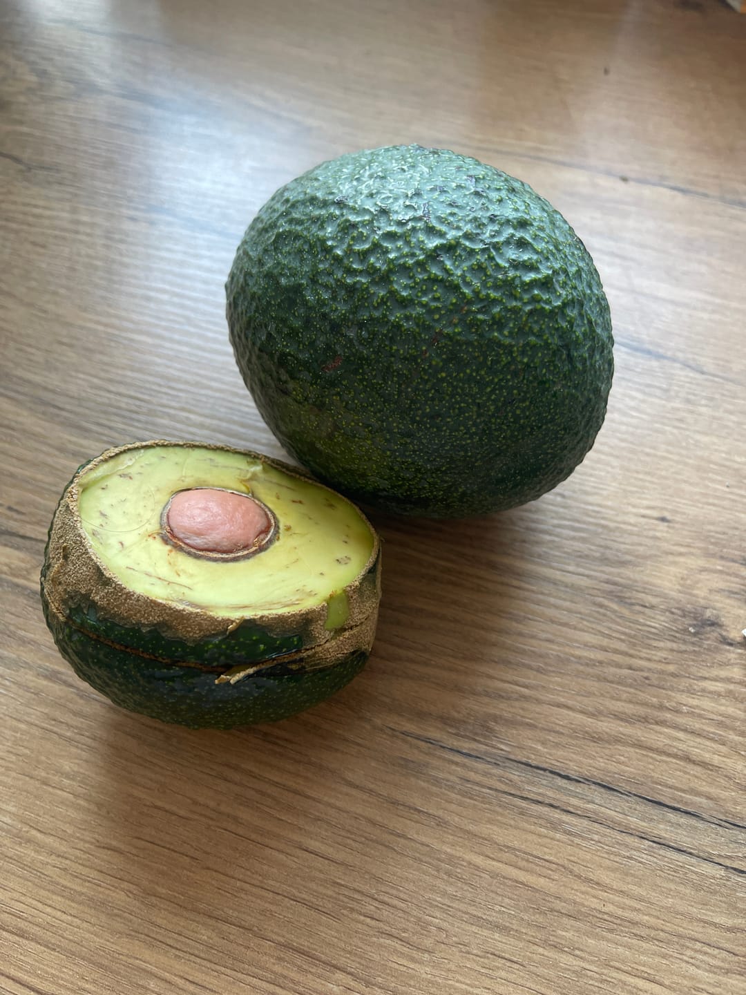 Customer photo review of Avocado-Mix 15 Monate baumgereift Sonderaktion % 2kg Box