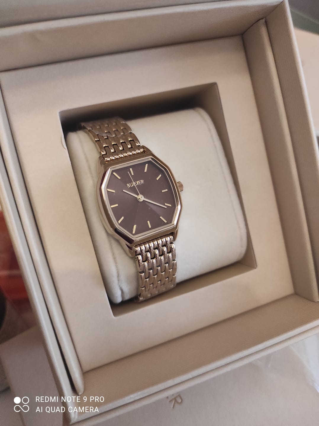 Customer photo review of Julia Gold Brown