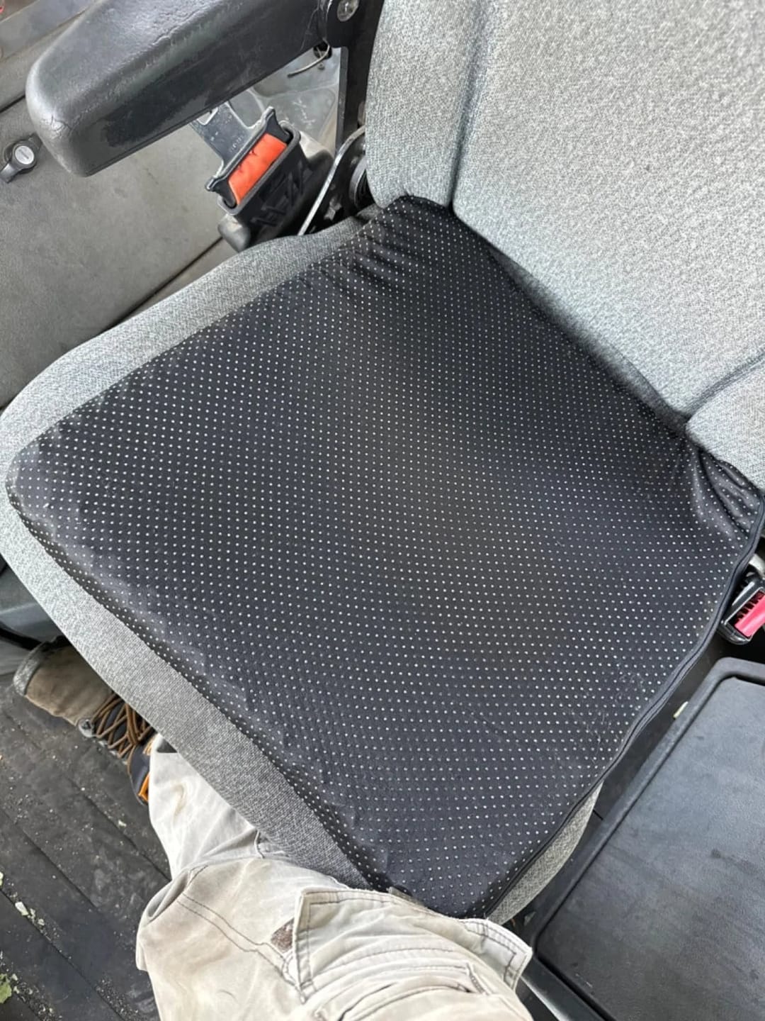 Customer photo review of XL Cooling Gel Seat Cushion