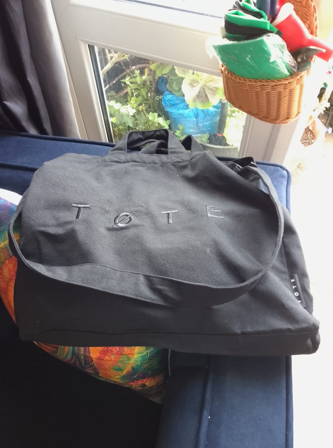 Customer photo review of Black TØTE Bag | Stitched