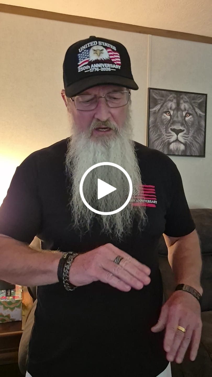 Customer video review of 35% Off Early Bird Father's Day Offer -The Hero Company's Don’t Tread On Me Ring