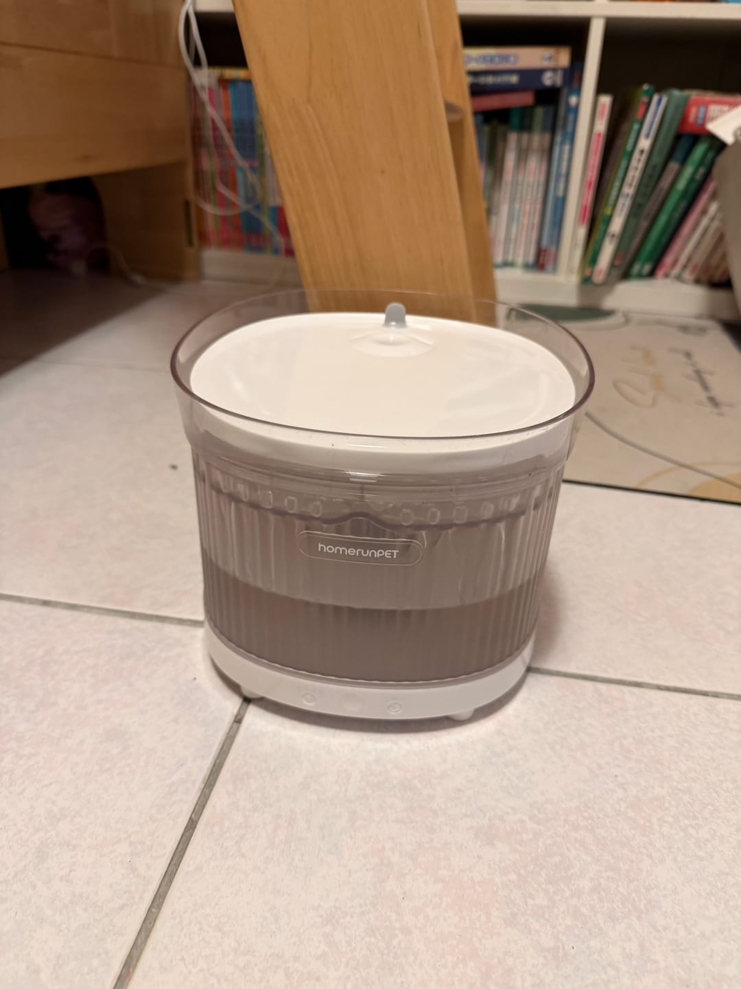 Customer photo review of 霍曼寵物雙無線飲水機(黑白雙色)