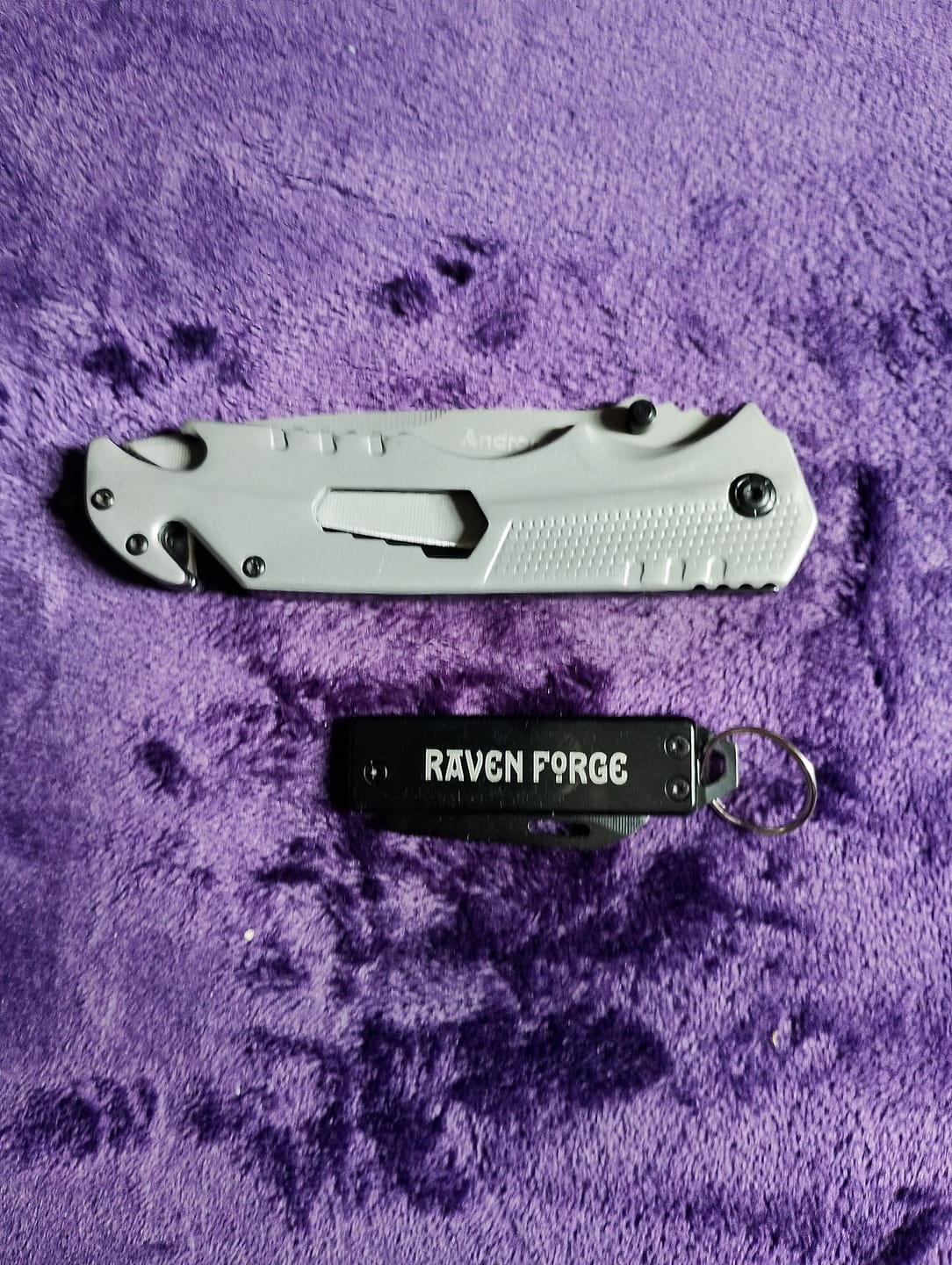 Customer photo review of Mystery Folding Knife