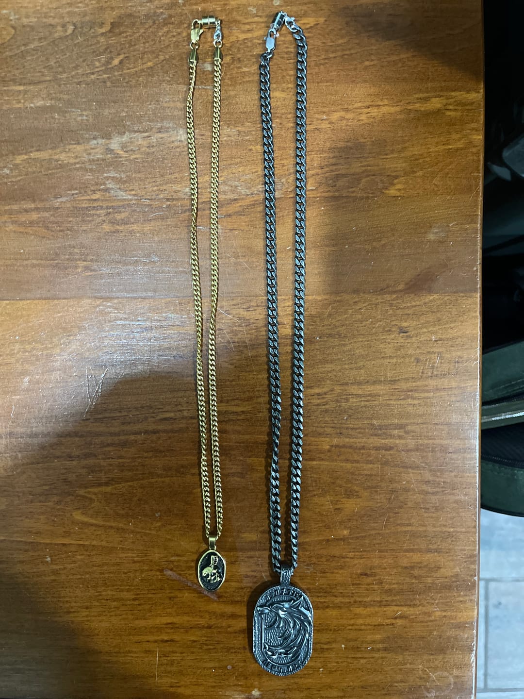 Customer photo review of Wolf’s Fury Unbound Necklace