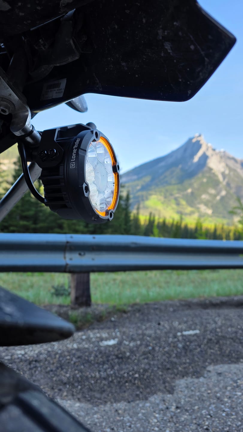 Customer photo review of MTL9 Motorcycle Lights  – The World’s Smartest Motorcycle Auxiliary Lighting System