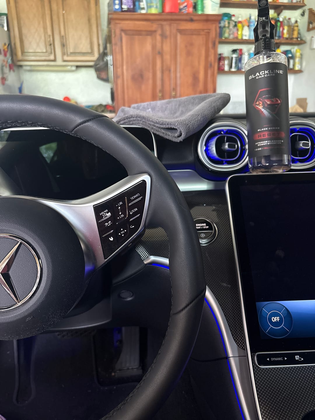 Customer photo review of BLACKLINE® SLIM TWISTED-LOOP DRYING TOWEL