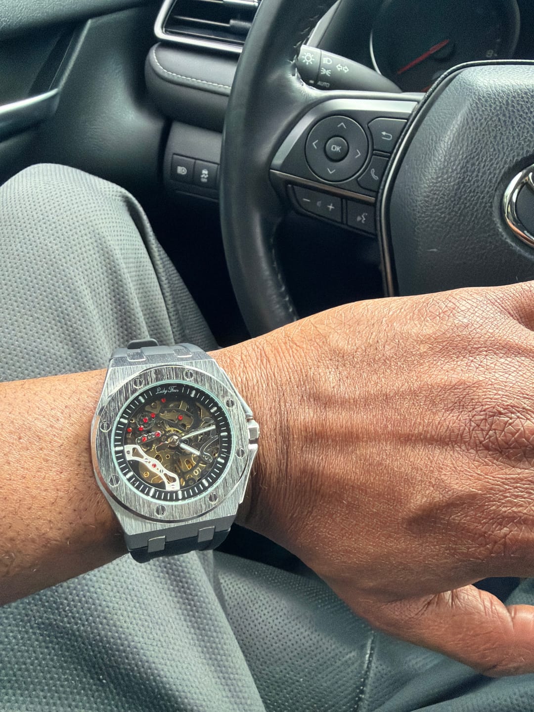 Customer photo review of Lucky Fours® Prince Oak