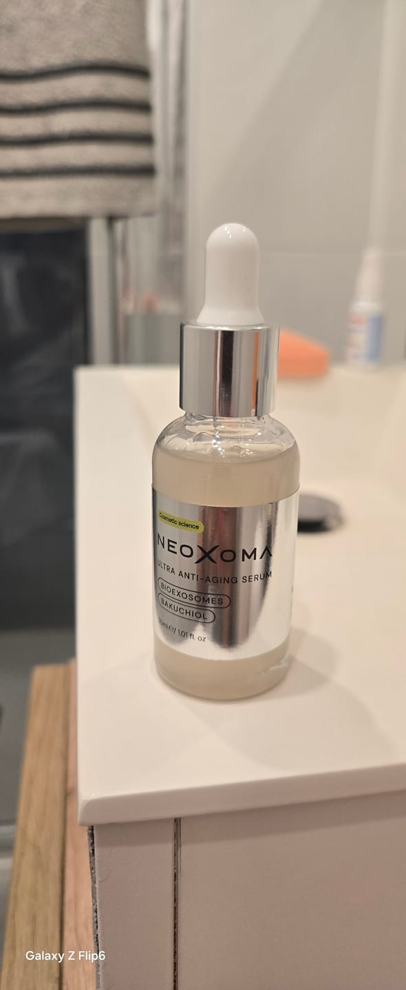 Customer photo review of Sérum de Exosomas Ultra Rejuvenecedor con Bioexosomas de Bakuchiol
