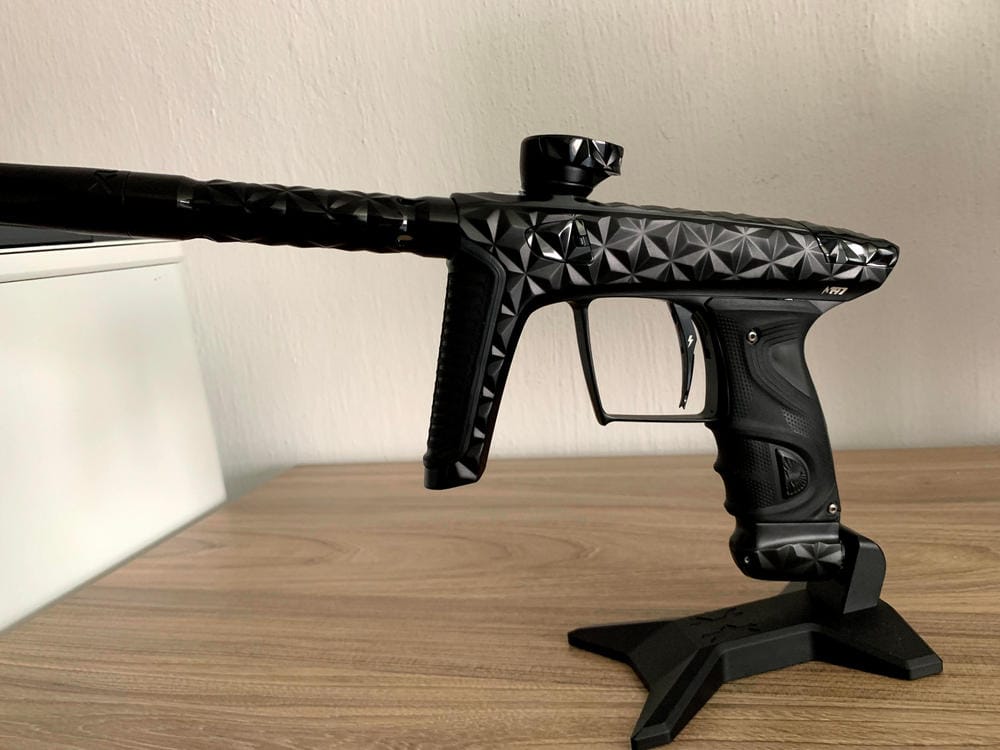 Customer photo review of Adrenaline Luxe TM40 - Dust Black with Polished Black Accents