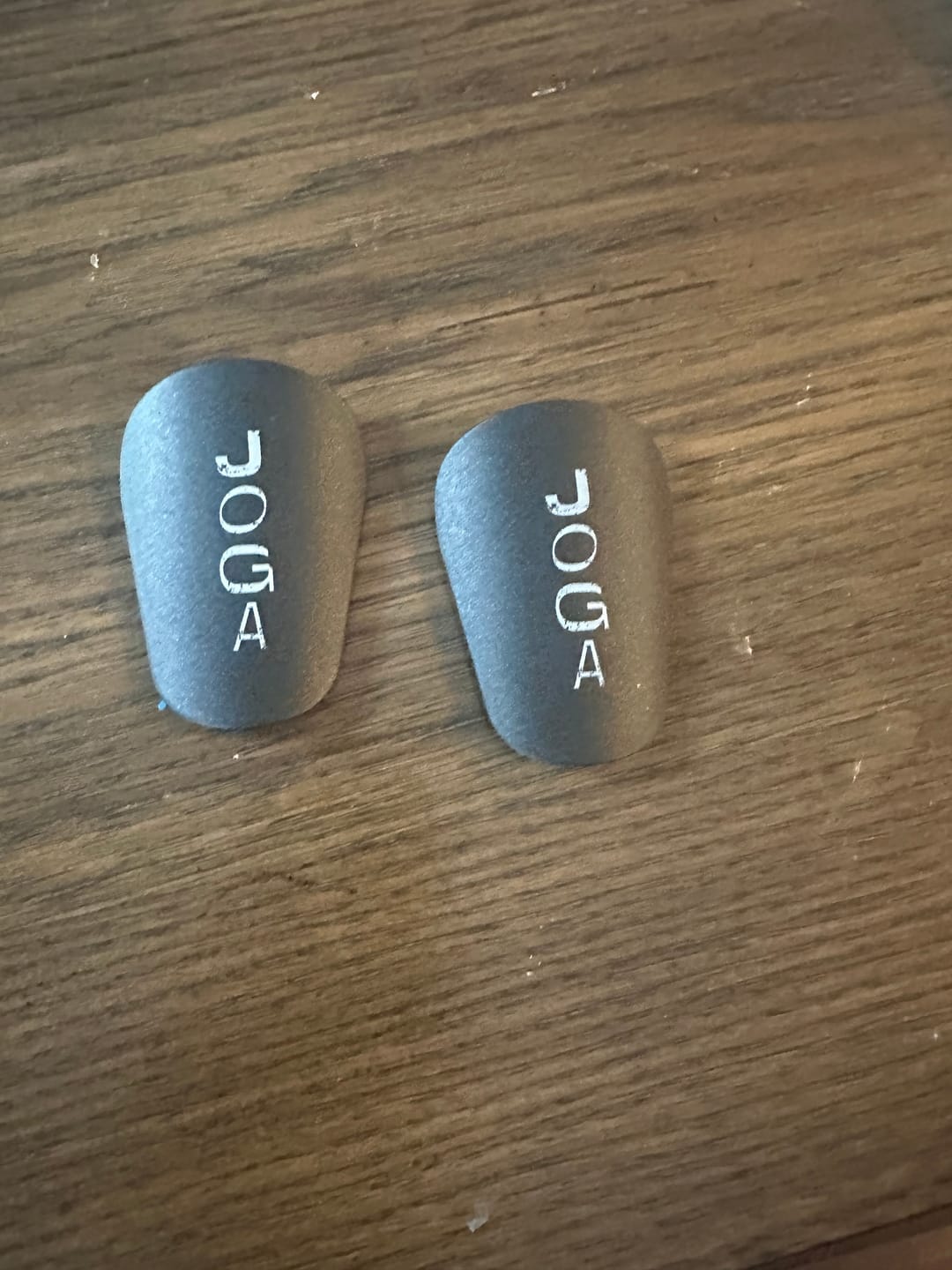 Customer photo review of Mini Shin Pads - Black