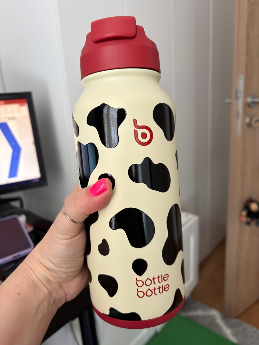 Customer photo review of Hydro X Bottle 32oz