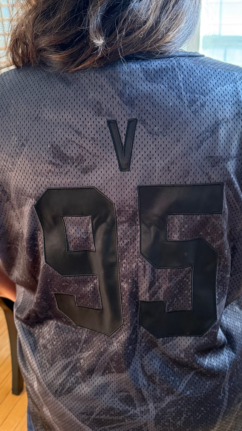 Customer photo review of [2ND PRE-ORDER] BTS - ARIRANG WORLD TOUR OFFICIAL MD S/S JERSEY