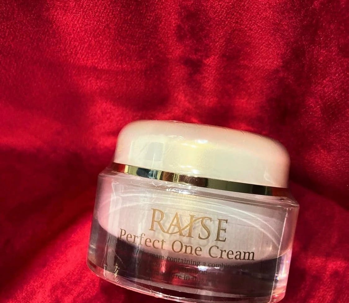 Customer photo review of Raise Perfect One Cream