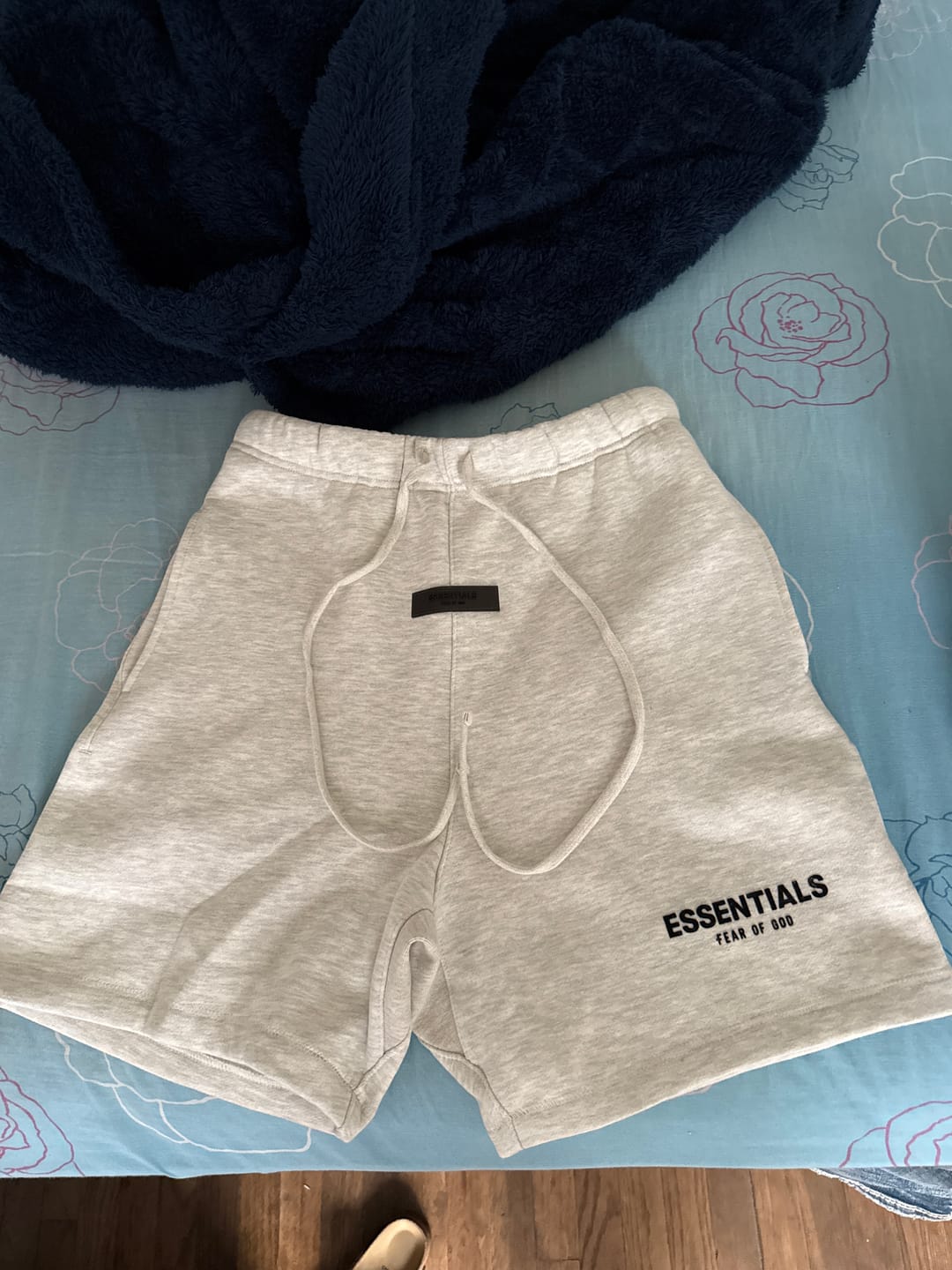 Customer photo review of Fear of God Essentials Sweat Shorts Light Oatmeal