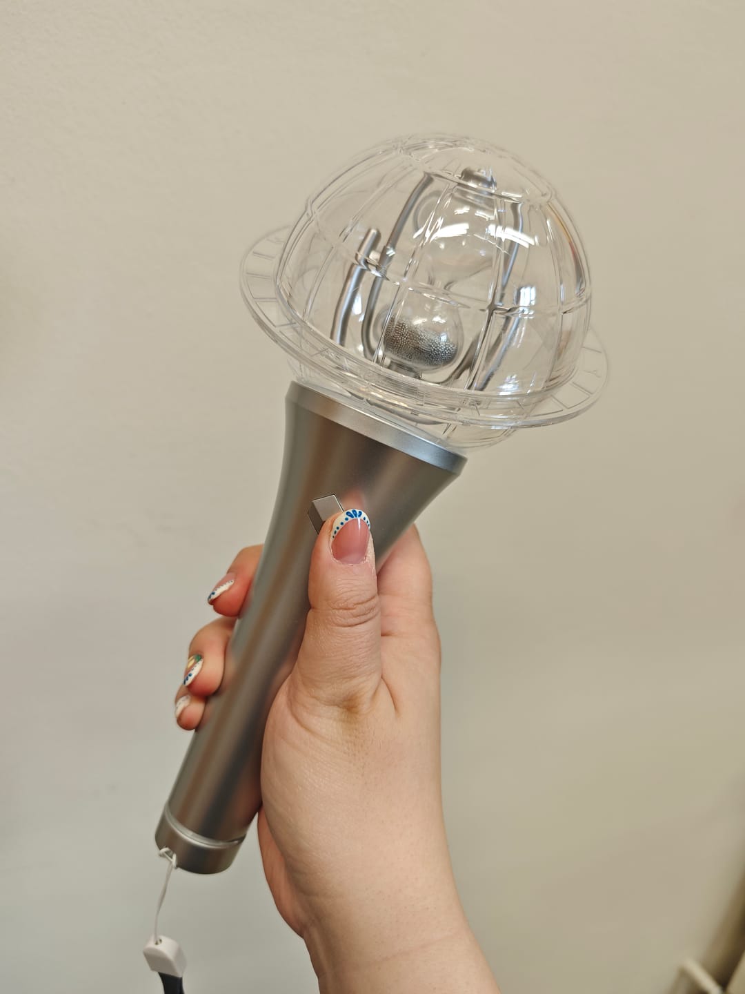 Customer photo review of ATEEZ - OFFICIAL LIGHT STICK VER.3