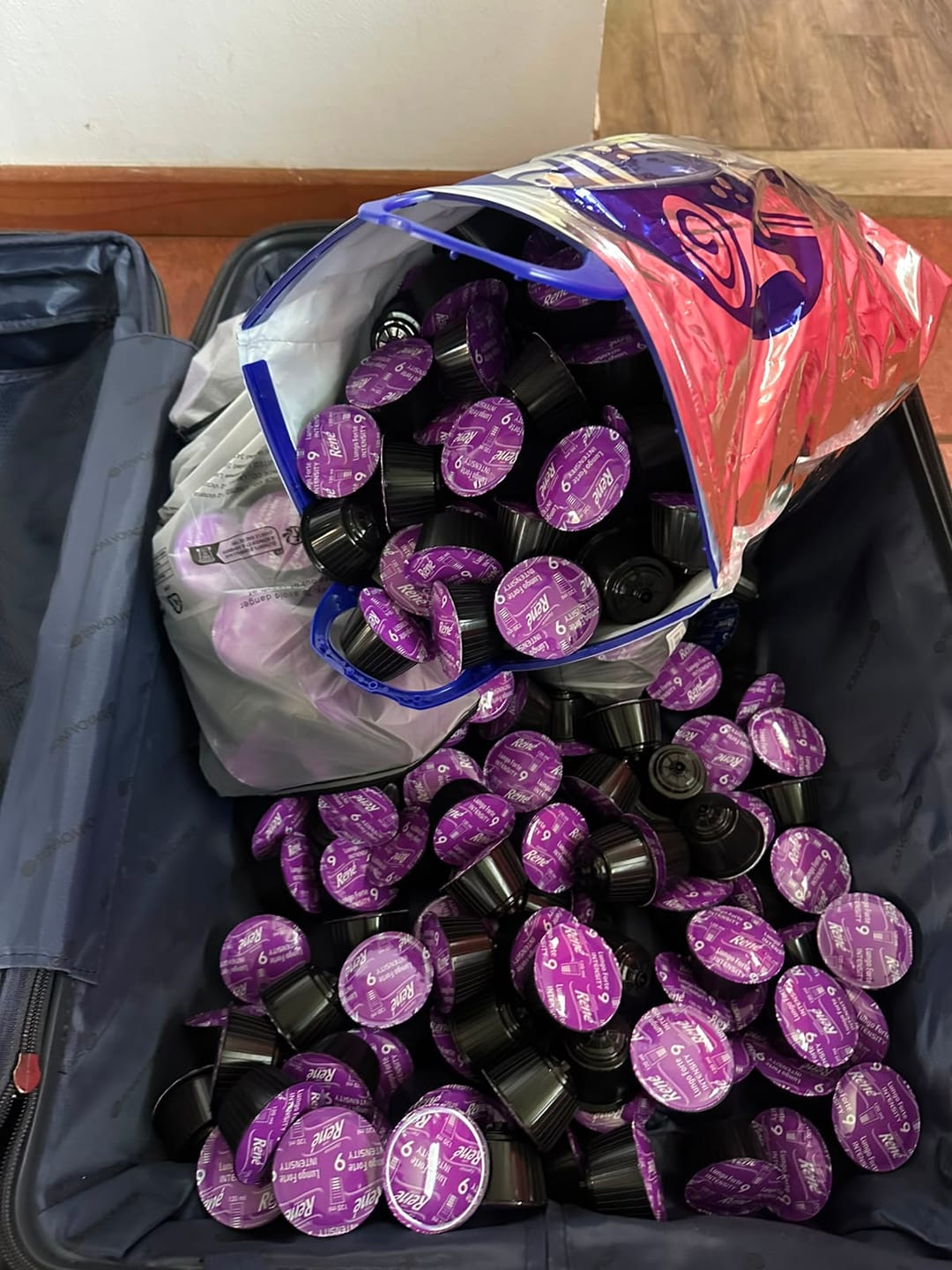 Customer photo review of 6 cajas René Dolce Gusto Lungo Forte (96 cáps.)