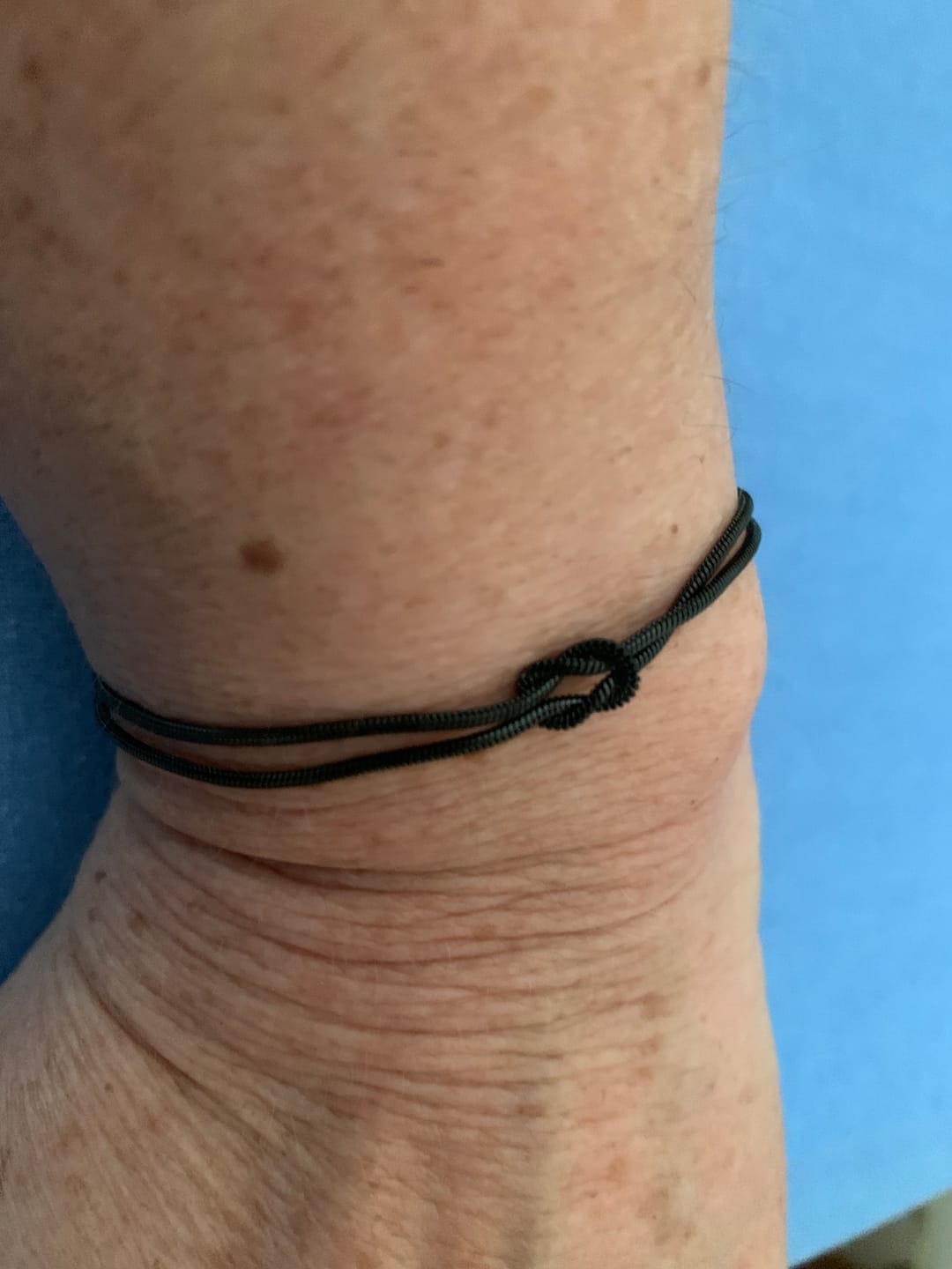 Customer photo review of Verbindungsknoten Armband