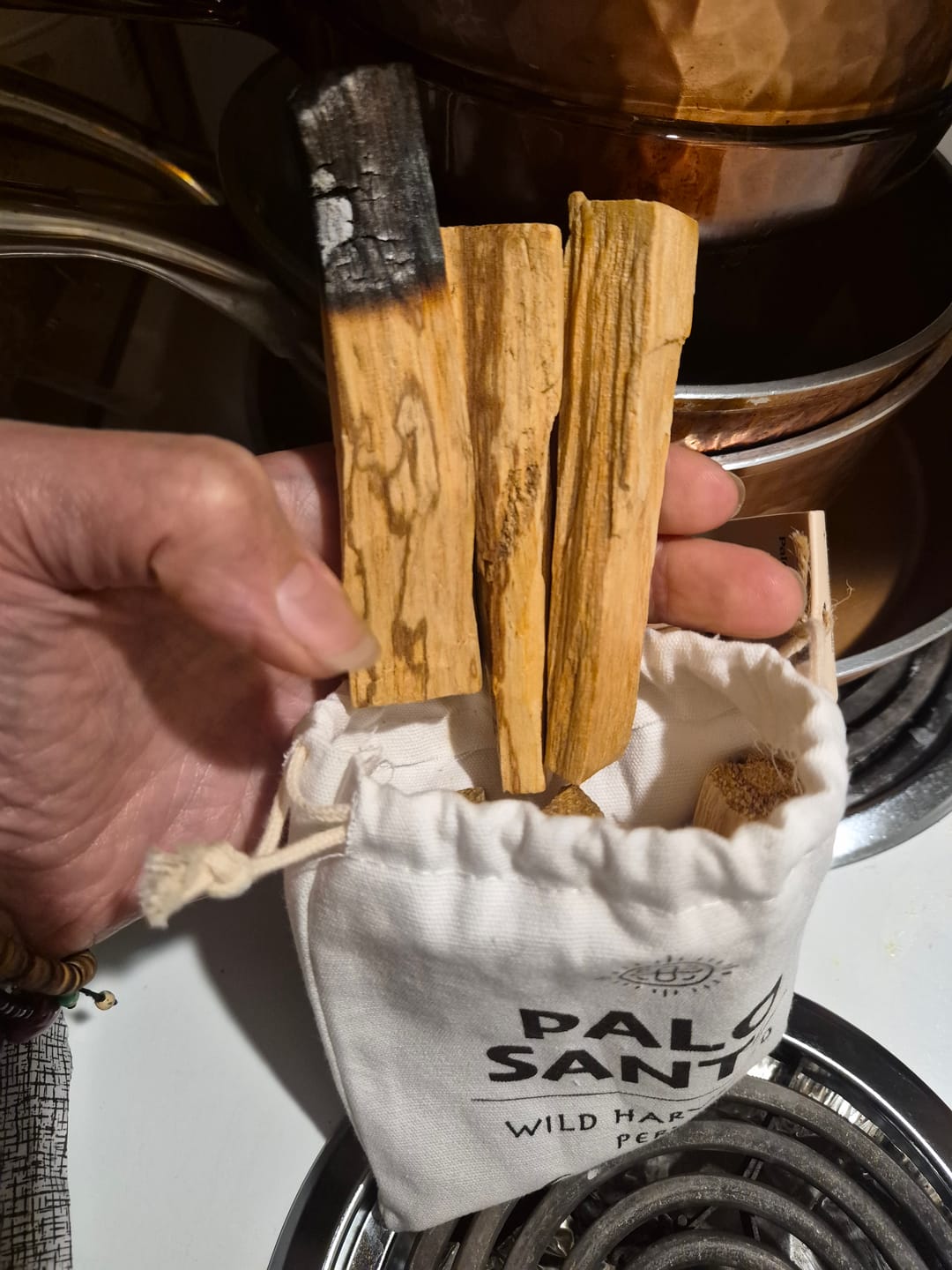 Customer photo review of Palo Santo Smudging Sticks Premium | 100 Grams, 10 to 15 sticks