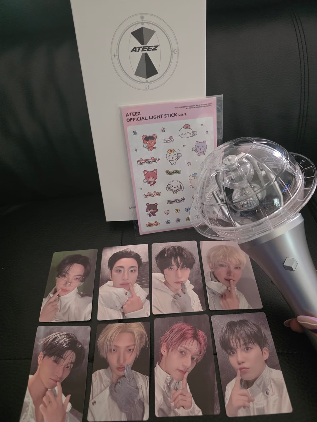 Customer photo review of ATEEZ - OFFICIAL LIGHT STICK VER.3