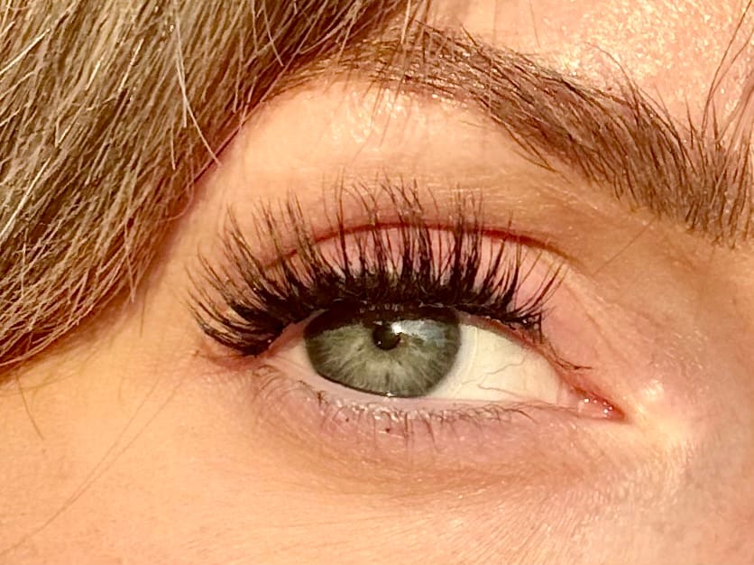 Customer photo review of Lashable SEAL N' LOCK černý top coat