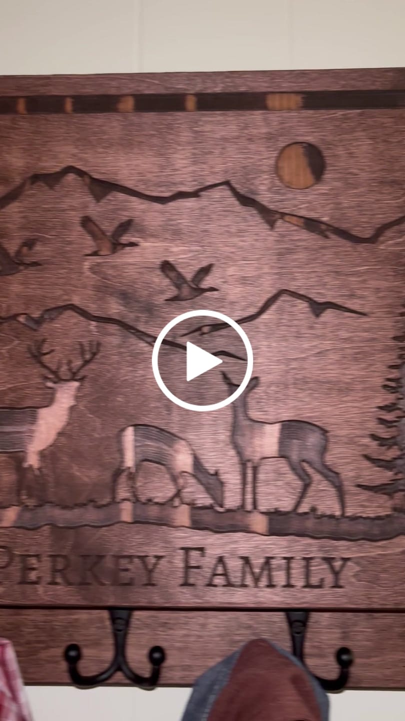 Customer video review of PERSONALIZABLE DEER SCENE