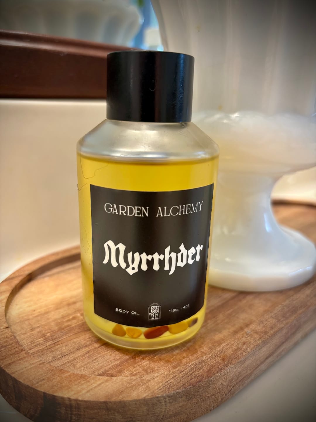 Customer photo review of MYRRHDER body oil