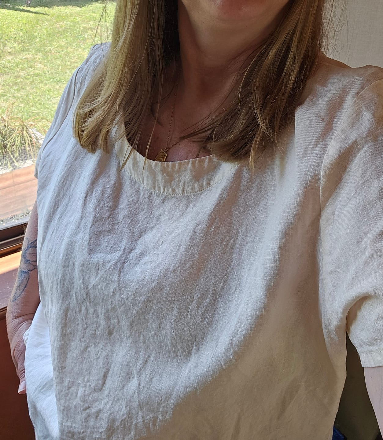 Customer photo review of Blouse Emeline en lin ivoire