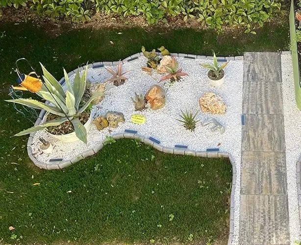 Customer photo review of 🏡2026 HOT SALE🥳💞50K+ SOLD!🌿✨ 50% OFF! Faux Stone Garden Edging Border! ♻️