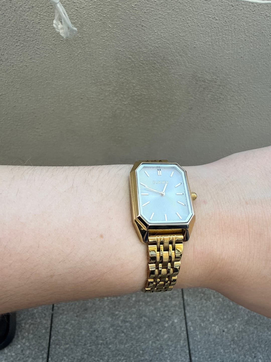 Customer photo review of Isabell Gold