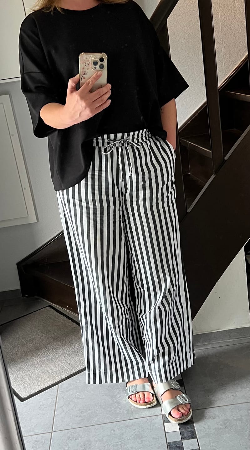Customer photo review of Edles Shirt FAR FROM BASIC mit HALBARM - versch. Farben