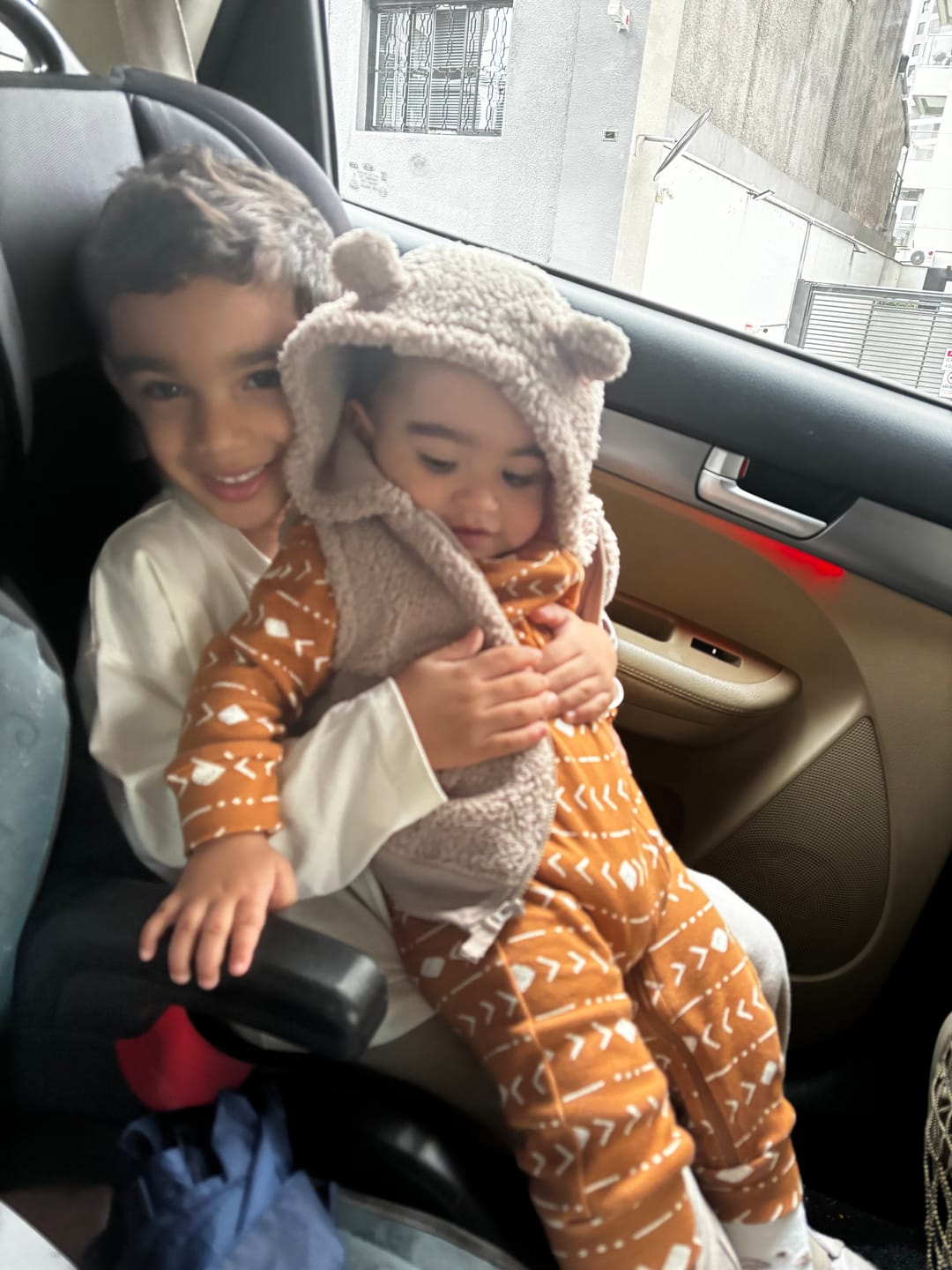 Customer photo review of Macacão de Bebê Ziper com opção de Pezinho | Sunrise