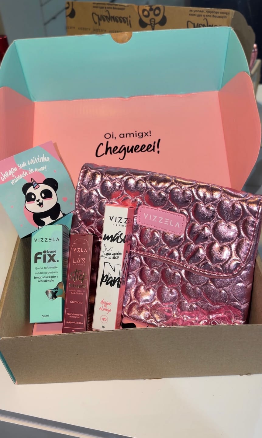 Customer photo review of Máscara Para Cílios No Panda Vizzela - Preta