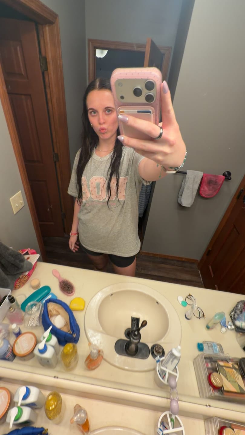 Customer photo review of Aelfric Eden Oversized N08 Graphic Hoodie